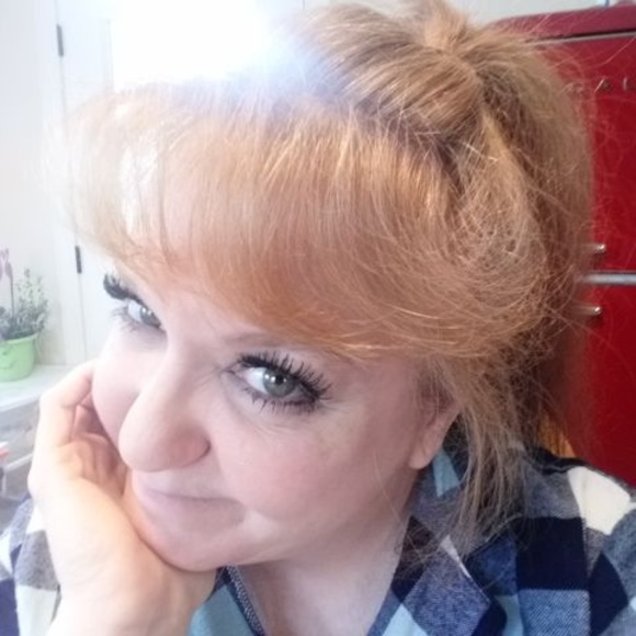 Meet your Posher, Brittney - Picture 1 of 1